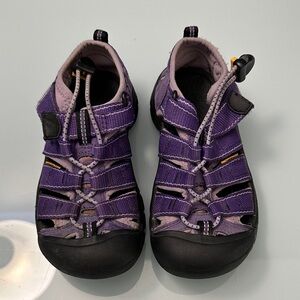 Children’s Purple Keens